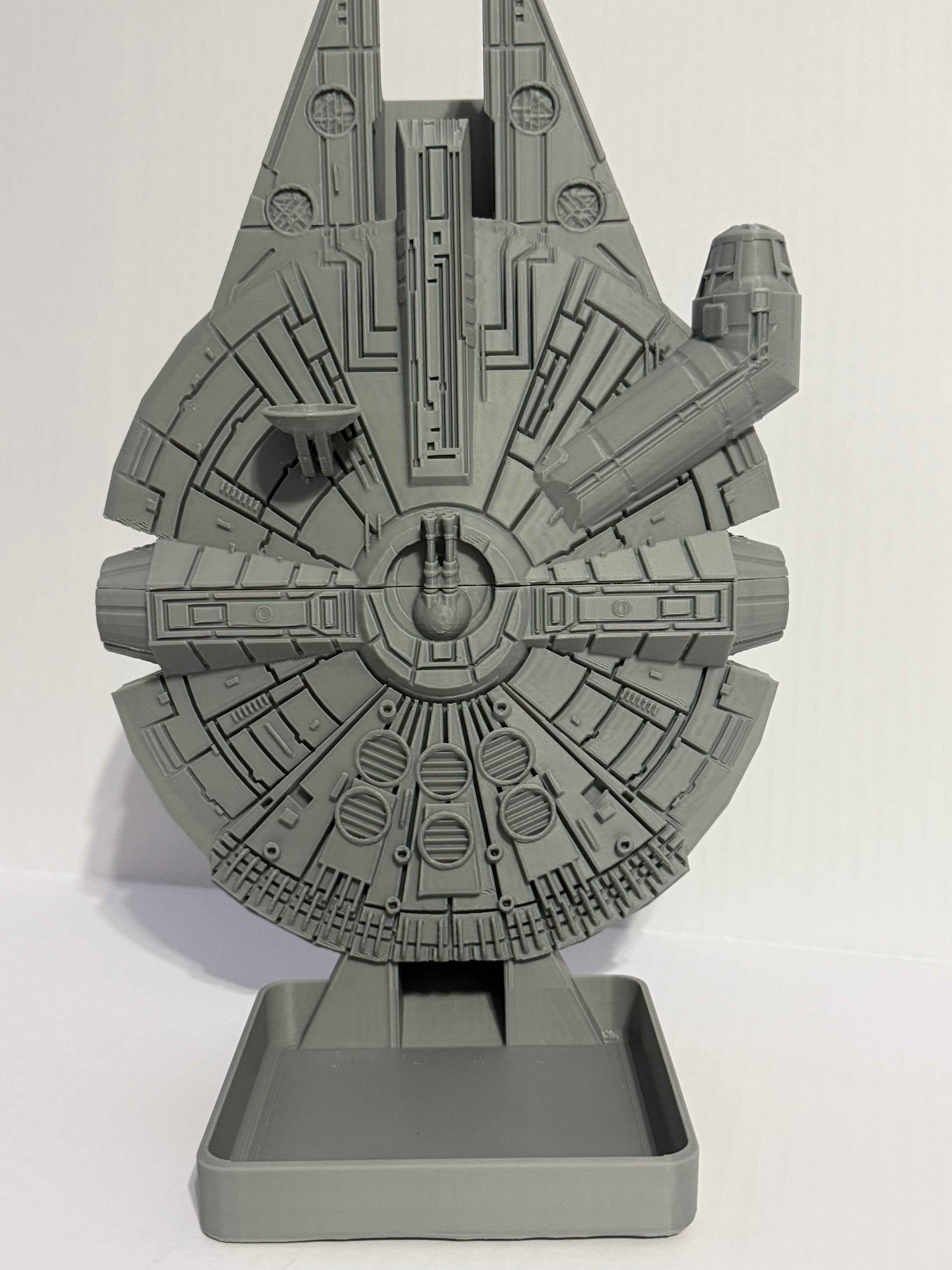 Millennium Falcon Dice Tower
